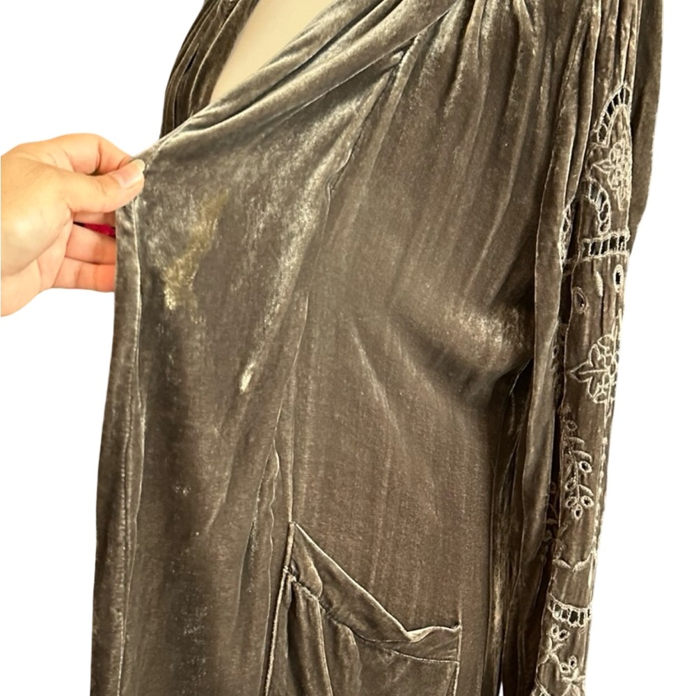 Johnny Was Love Duster Velvet Long Kimono Embroidered Gray M Whimsigoth READ - Picture 15 of 15